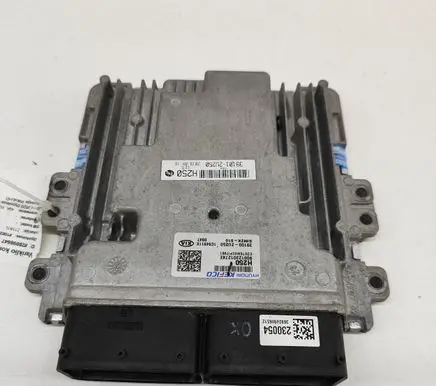 KIA Xceed Engine control unit/module 391002U250 391012U250