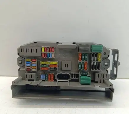 BMW X5 E70 Fuse module B010107400