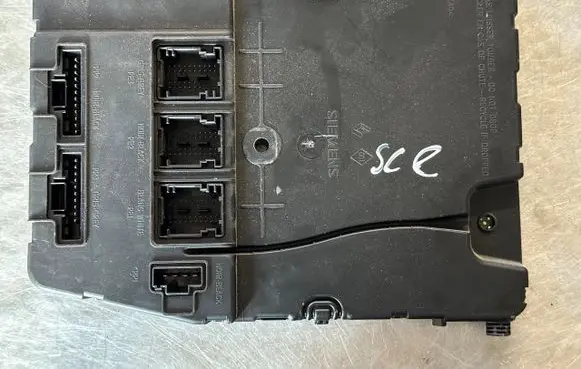 Renault Scenic II - Grand scenic II Comfort/convenience module 8200780021