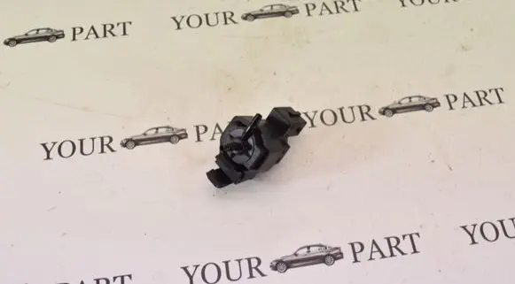BMW 5 E60 E61 Turbo solenoid valve 7810831
