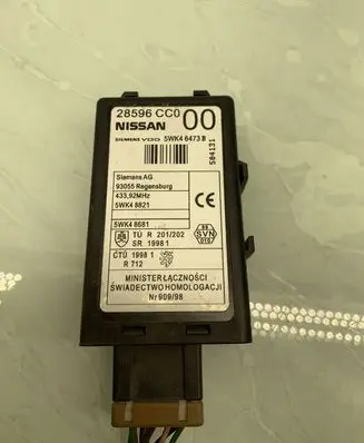 Nissan X-Trail T30 Door central lock control unit/module 28596CC0