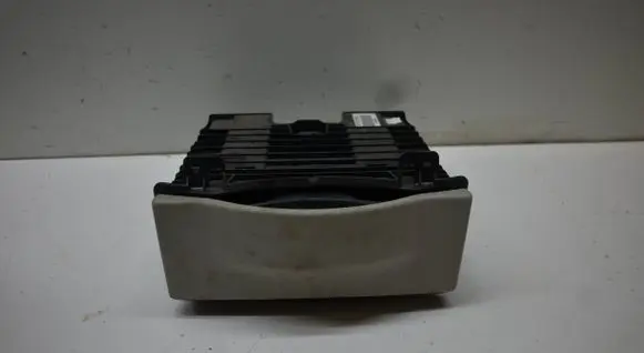 Chrysler Town u0026 Country V Cup holder front 1PE37BD1AB