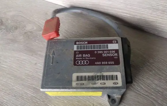 Audi A6 S6 C4 4A Airbag control unit/module 4A0959655