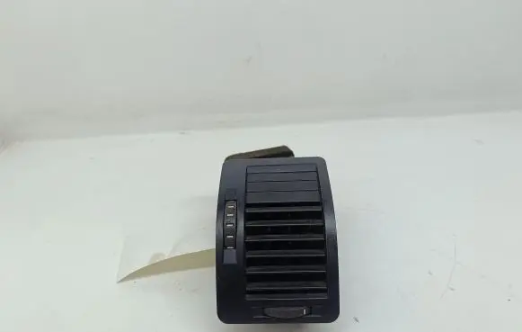Skoda Octavia Mk2 (1Z) Dash center air vent grill 1Z0819702 141166