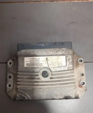 Renault Kangoo I Engine control unit/module 215864354A 8200864324