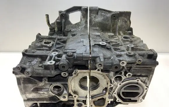 Subaru Legacy Engine block 11008AB100
