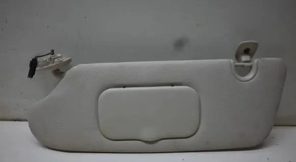 Sun visor