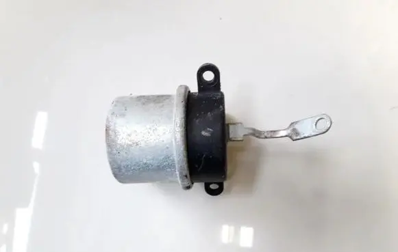 Ford Mondeo MK I Valve vacuum 3f1053