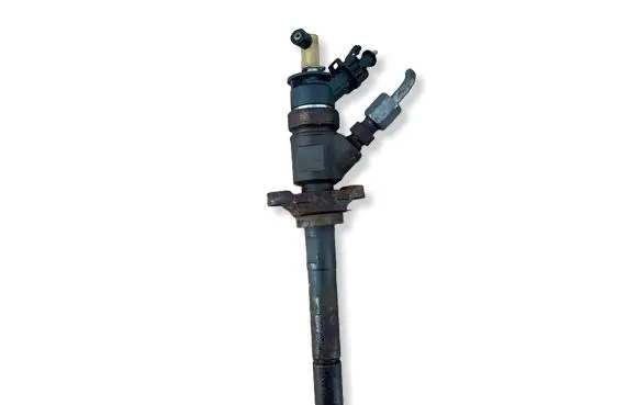 Peugeot 308 Fuel injector 0445110297