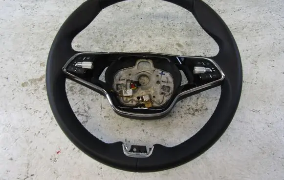 Skoda Octavia Mk4 Steering wheel 5E3959542D