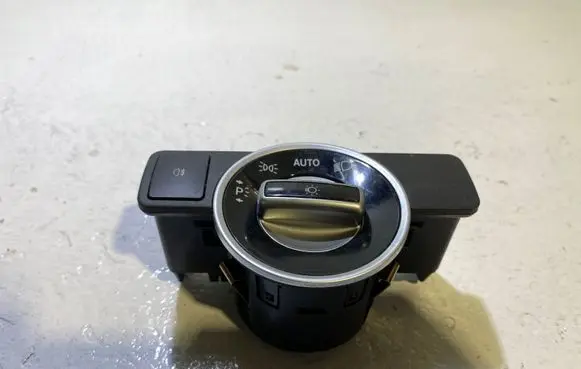 Mercedes-Benz E W212 Light switch A2129050551 2753 10091531