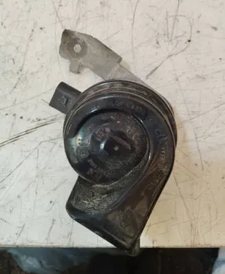 BMW 7 G11 G12 Horn signal 703881157