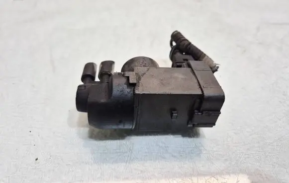 Renault Master III Turbo solenoid valve 149566215R
