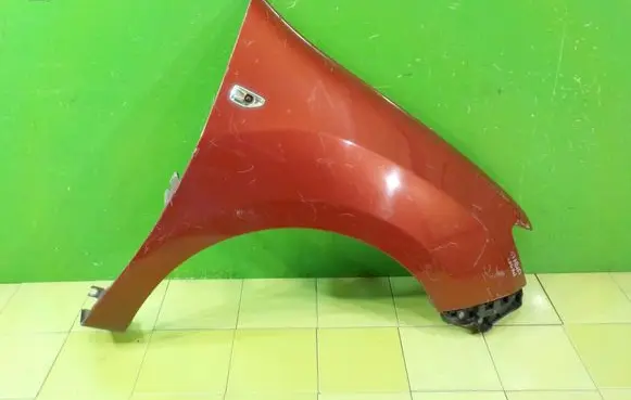 Dacia Logan II Fender PRZOD PRAWY
