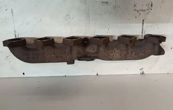 BMW 5 E39 Exhaust manifold 2248166