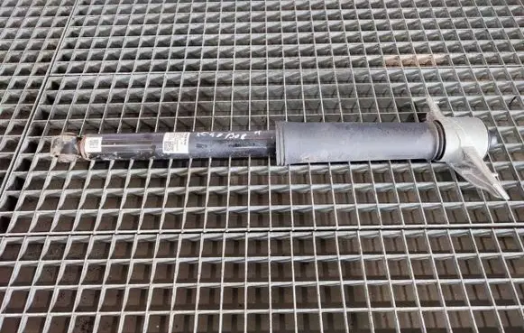 Volvo XC40 Rear shock absorber/damper 3222540