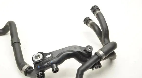 Volvo XC90 Engine coolant pipe/hose 32249934