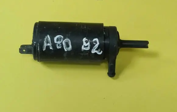Audi 80 90 B2 Windscreen/windshield washer pump