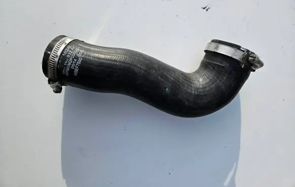 Volkswagen Beetle A5 Intercooler hose/pipe 1K147AC