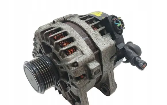 Hyundai ix35 Generator/alternator 2611067