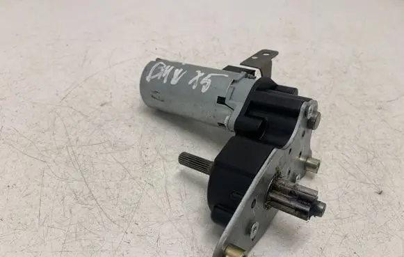 BMW X5 E53 Seat adjustment motor 0130002619 0128003