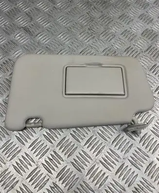 Nissan Juke I F15 Sun visor 