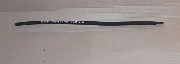 Volkswagen Tiguan Windshield trim 5N0854328