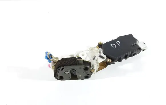 Subaru Forester SF Front door lock