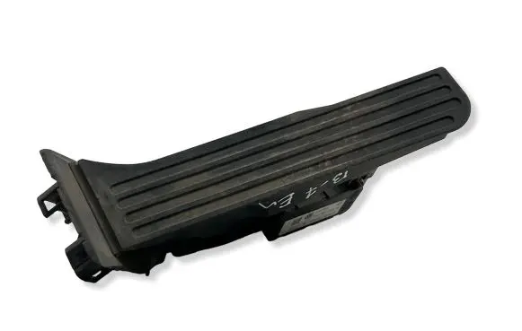 Volkswagen PASSAT B7 Accelerator throttle pedal 1K1721503AL 6PV01103900