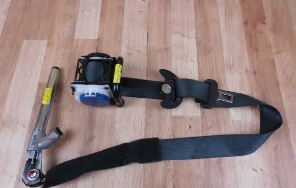 Mitsubishi Outlander Front seatbelt TKAH2EN306 7000D812XA 7000D812