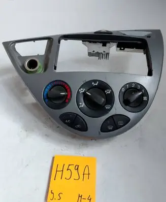 Ford Focus Central console control unit 9898565
