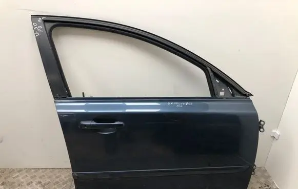 Volvo V50 Front door