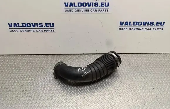 Dacia Sandero Air intake hose/pipe 165781377R