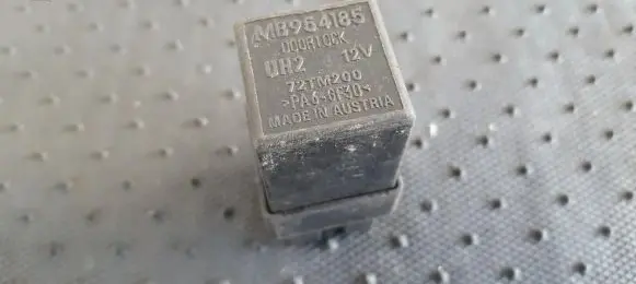 Volvo S40, V40 Other relay MB954185 72TM200