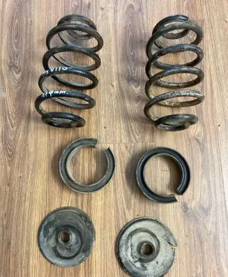 Mercedes-Benz Vito Viano W638 Rear coil spring 