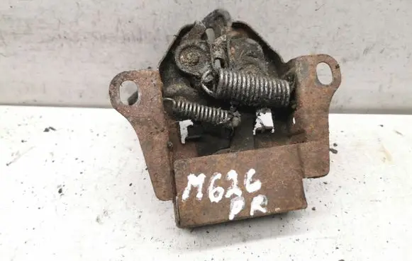 Mazda 626 Engine bonnet/hood lock/catch