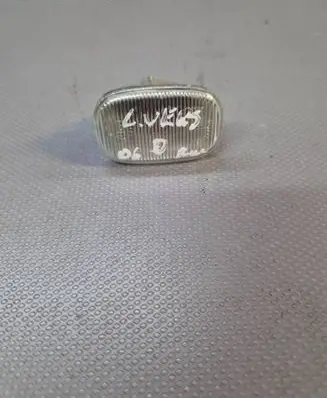 Toyota Corolla Verso E121 Front fender indicator light 
