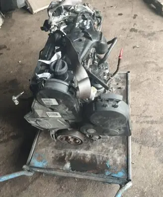 Volvo V70 Engine