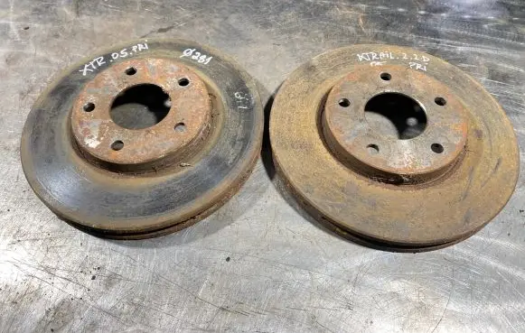 Nissan X-Trail T30 Front brake disc