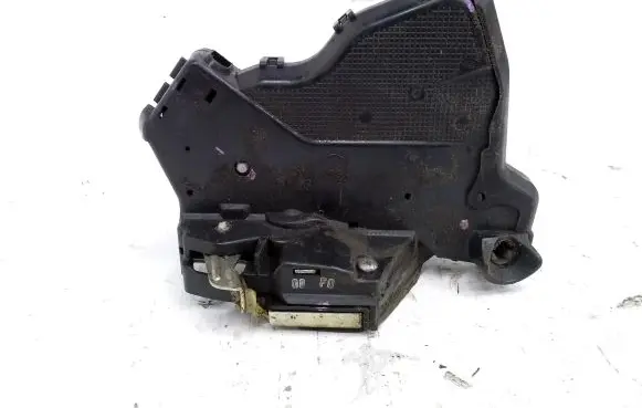 Toyota Hilux (AN10, AN20, AN30) Front door lock