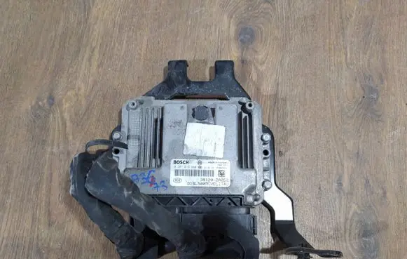 KIA Sportage Engine control unit/module