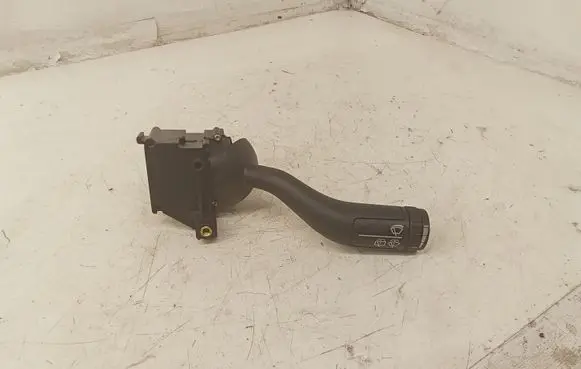 Volkswagen Touareg I Wiper control stalk 7L6953503