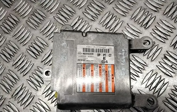Subaru Forester SH Airbag control unit/module 98221SC030 1503000941