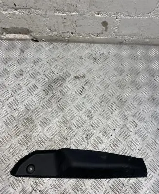 Tail light part