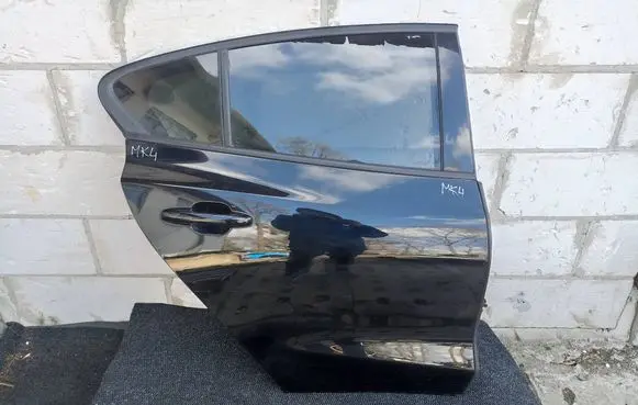 Ford Focus Rear door 