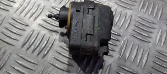 Citroen C5 Headlight level adjustment motor 