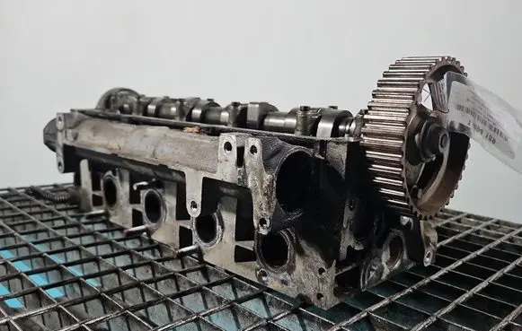 Renault Clio III Engine head K9K768 IMPRK1494189