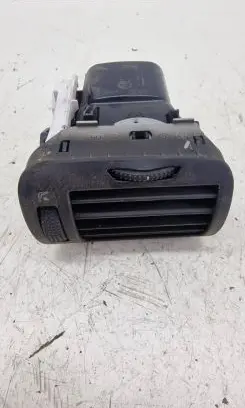 Volkswagen PASSAT B5 Dash center air vent grill 3B0819703D