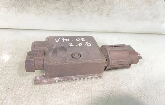 Volvo V70 Coolant fan relay 940002904 005004133608