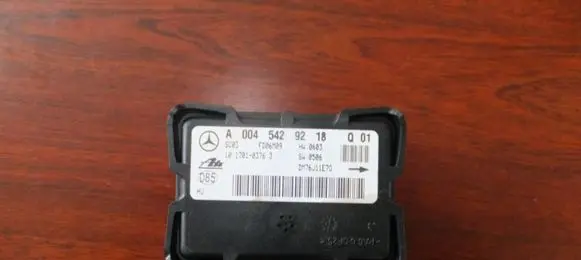 Mercedes-Benz CLK A209 C209 ESP acceleration yaw rate sensor A0045429218